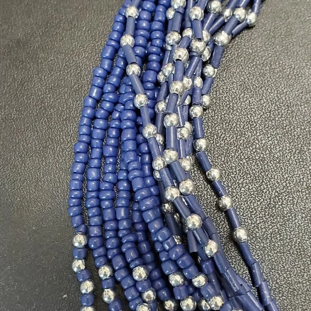 Jaclyn Smith blue necklace and bracelet matching set